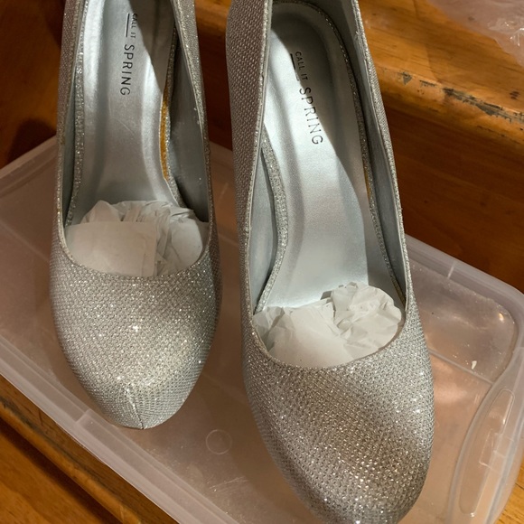 CALL IT SPRING Platform Dress shoe, Size 7.5 - Picture 6 of 6